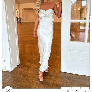 Diva Life’s: Rhinestone Embellished Sweetheart dress